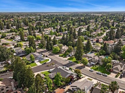 5740 Laguna Park Dr #b, Unit B, Elk Grove, CA 95758 Photo