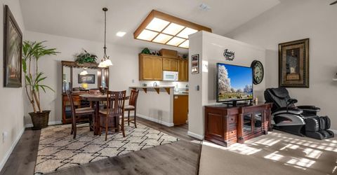 5740 Laguna Park Dr #b, Unit B, Elk Grove, CA 95758 Photo