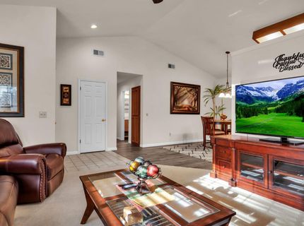 5740 Laguna Park Dr #b, Unit B, Elk Grove, CA 95758 Photo