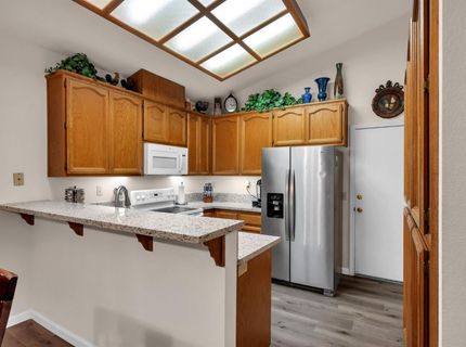 5740 Laguna Park Dr #b, Unit B, Elk Grove, CA 95758 Photo