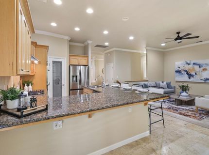 1610 Arden Bluffs Ln, Carmichael, CA 95608 Photo