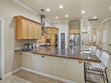 1610 Arden Bluffs Ln, Carmichael, CA 95608 Photo