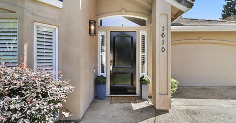 1610 Arden Bluffs Ln, Carmichael, CA 95608 Photo