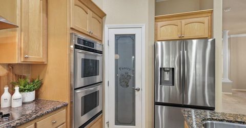 1610 Arden Bluffs Ln, Carmichael, CA 95608 Photo