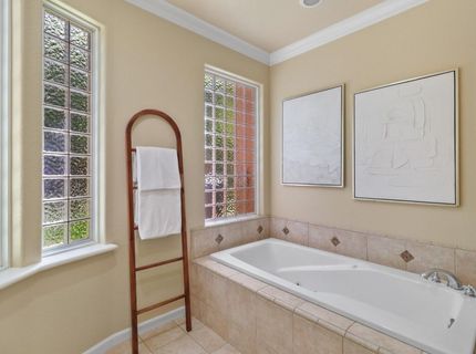 1610 Arden Bluffs Ln, Carmichael, CA 95608 Photo