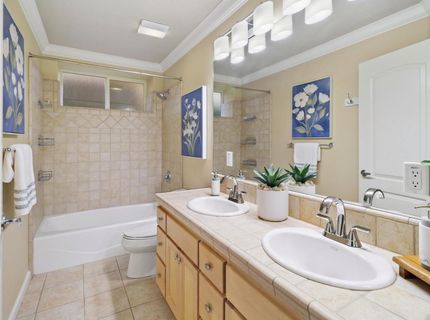 1610 Arden Bluffs Ln, Carmichael, CA 95608 Photo