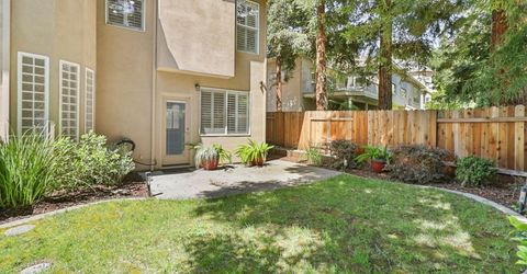 1610 Arden Bluffs Ln, Carmichael, CA 95608 Photo