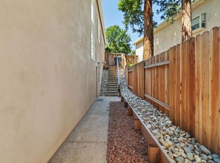 1610 Arden Bluffs Ln, Carmichael, CA 95608 Photo