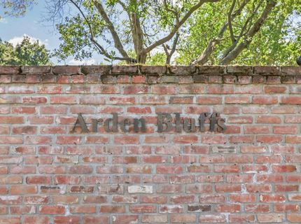 1610 Arden Bluffs Ln, Carmichael, CA 95608 Photo