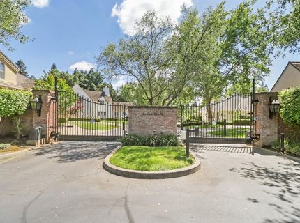 1610 Arden Bluffs Ln, Carmichael, CA 95608 Photo