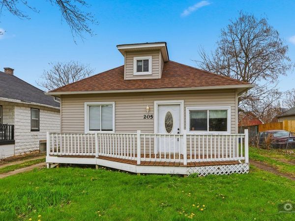 205 Reverend Walton Drive , Lockport, IL 60441