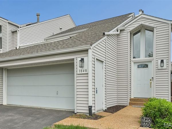 1848 Ridgeview Circle Drive , Ballwin, MO 63021