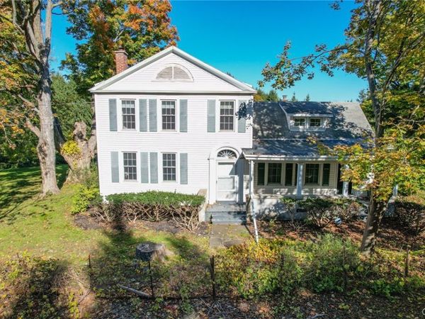 415 Higby Road, New Hartford, NY 13413