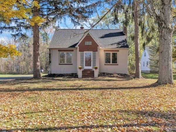 1220 Smith Road , East Amherst, NY 14051