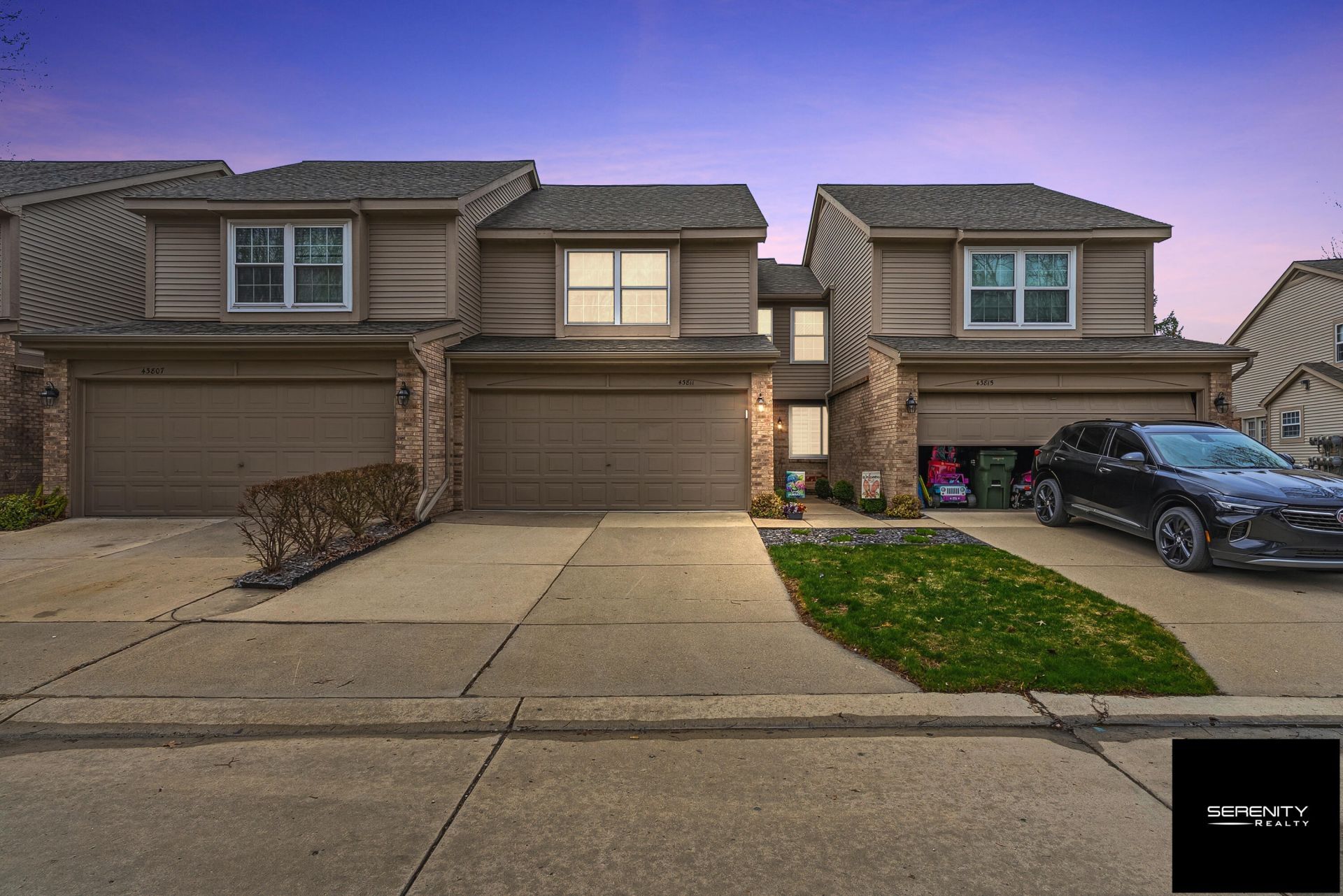 43811 Coachmaker Drive, Unit 48, Sterling Heights, MI 48313 Main Photo