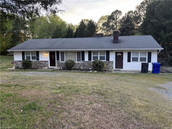 3972 Transou Road , Pfafftown, NC 27040