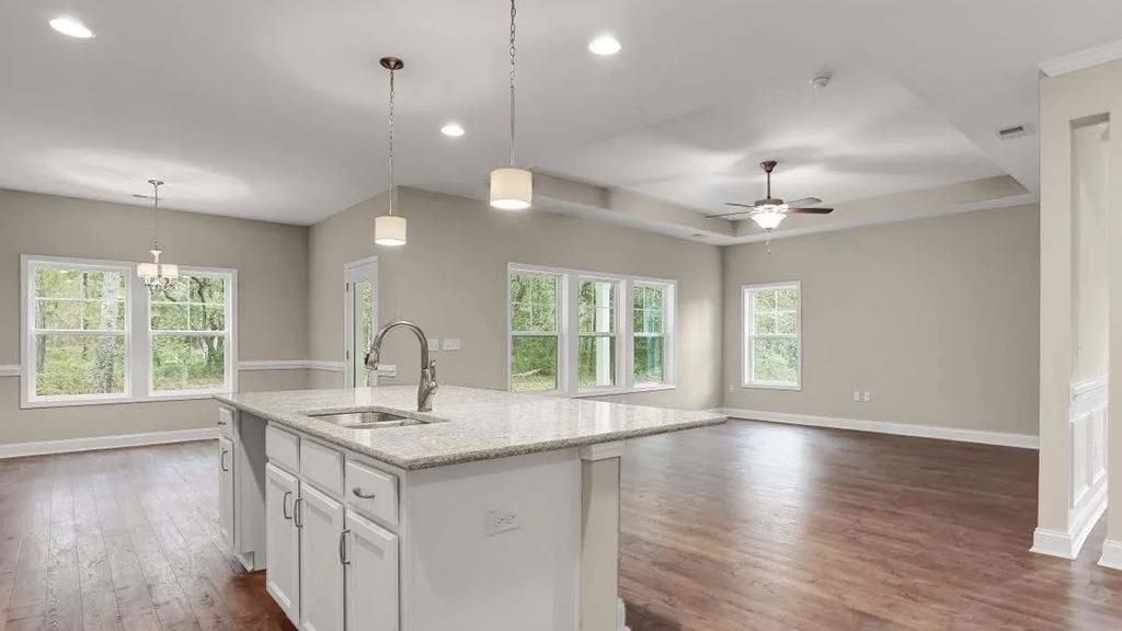 148 Furnies Place Photo 17