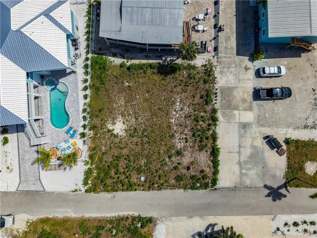 6081 Shelby Ln, Fort Myers Beach, FL 33931 Photo