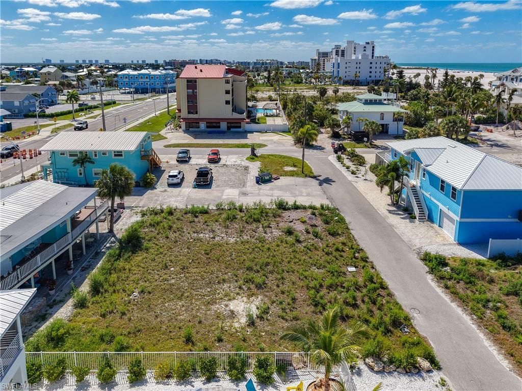 6081 Shelby Ln, Fort Myers Beach, FL 33931 Photo