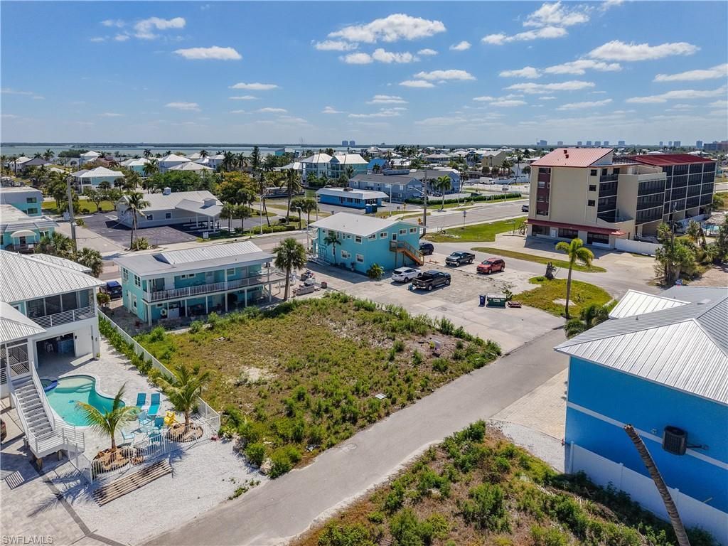 6081 Shelby Ln, Fort Myers Beach, FL 33931 Photo