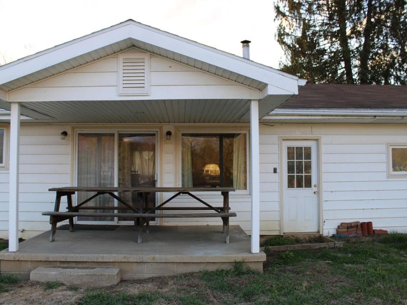 3270 Riverside Airport Road, Zanesville, OH 43701 Photo 5