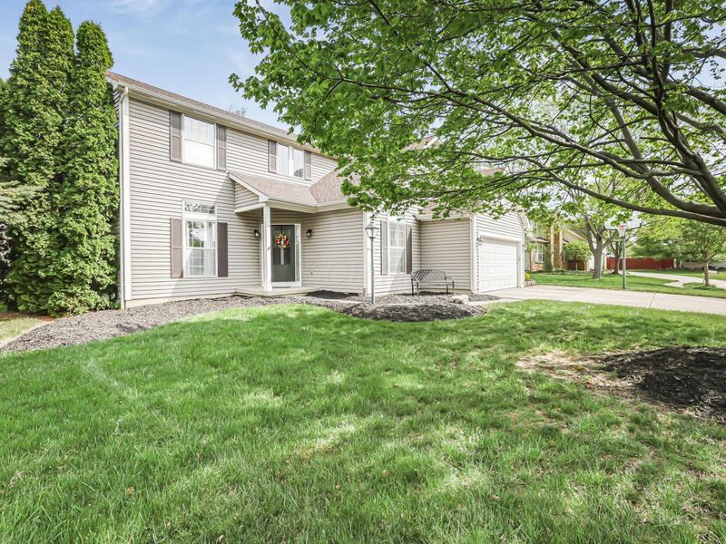 672 Morello Court, Pickerington, OH 43147 Photo 2