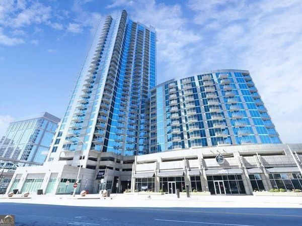 400 W Peachtree Street NW, Unit 1702, Atlanta, GA 30308