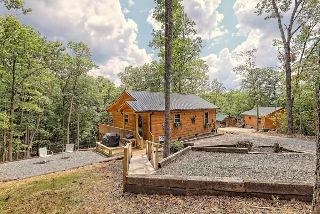 29 Carrolls Rdg, Murphy, NC 28906 Main Photo