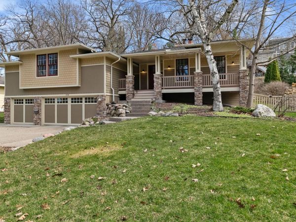 220 Glenbrook Road N, Wayzata, MN 55391