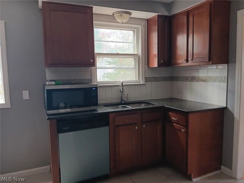 1362 Villa Drive, South Euclid, OH 44121 Photo 4