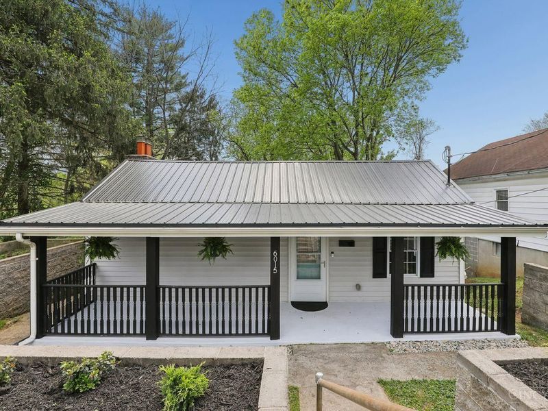 6015 Eleanor Street, Fairfax, OH 45227 Photo 1