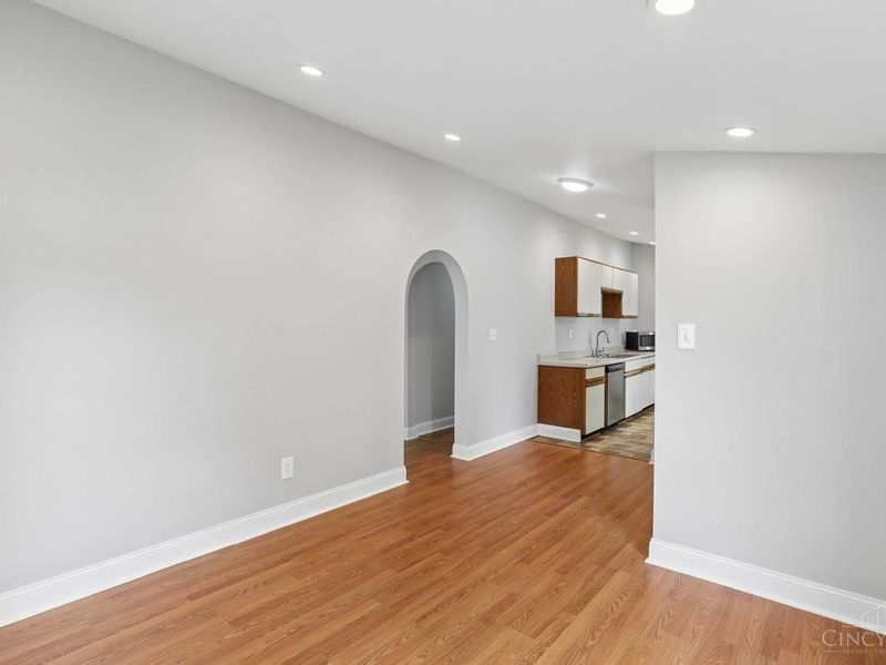 6015 Eleanor Street, Fairfax, OH 45227 Photo 10