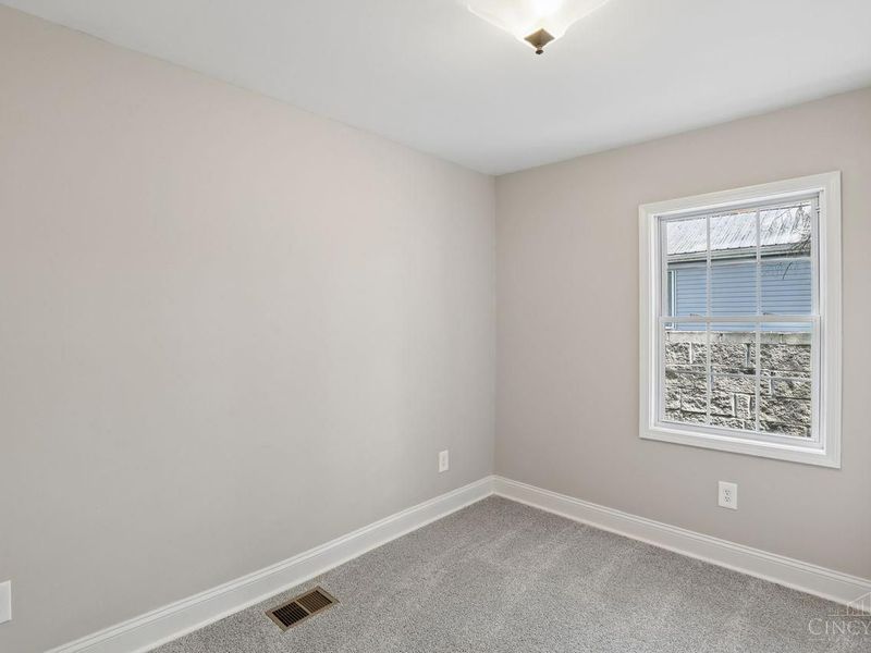 6015 Eleanor Street, Fairfax, OH 45227 Photo 15