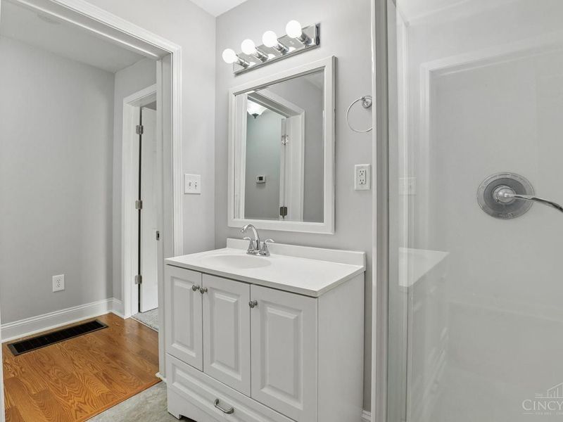 6015 Eleanor Street, Fairfax, OH 45227 Photo 19