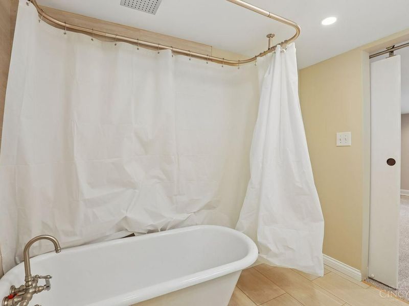 6015 Eleanor Street, Fairfax, OH 45227 Photo 23