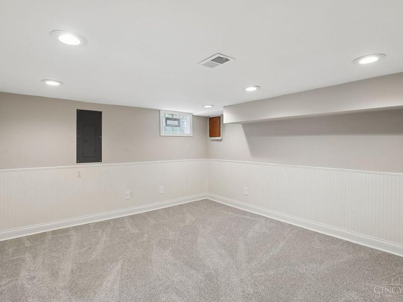 6015 Eleanor Street, Fairfax, OH 45227 Photo 25