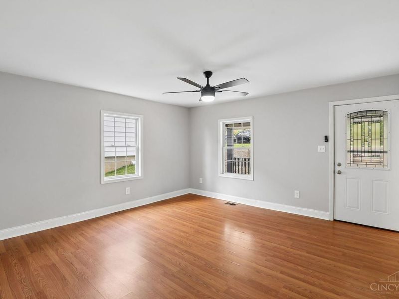 6015 Eleanor Street, Fairfax, OH 45227 Photo 27