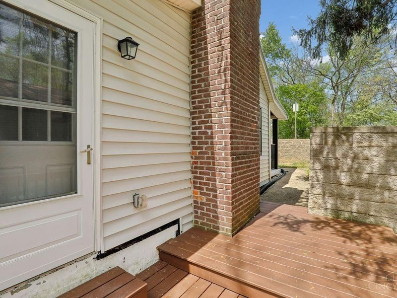 6015 Eleanor Street, Fairfax, OH 45227 Photo 31