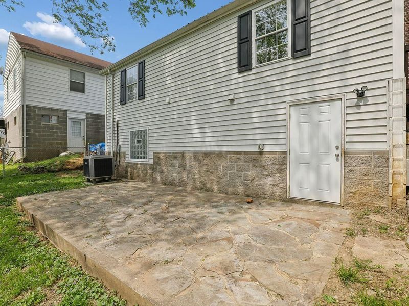 6015 Eleanor Street, Fairfax, OH 45227 Photo 32