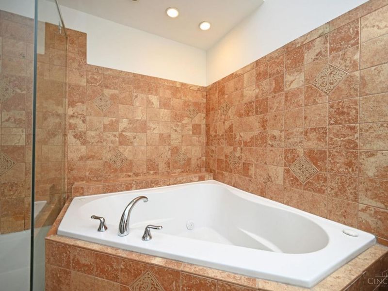 580 Howell Avenue, Cincinnati, OH 45220 Photo 41