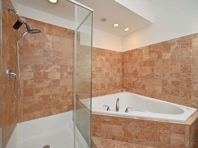 580 Howell Avenue, Cincinnati, OH 45220 Photo 44