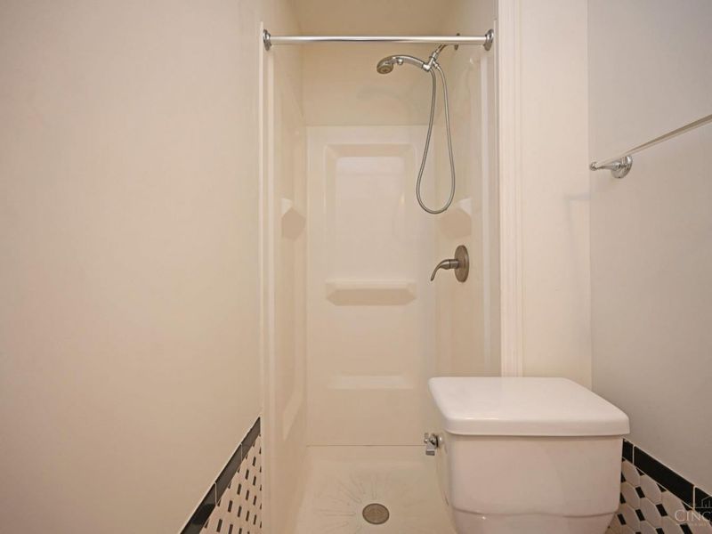 580 Howell Avenue, Cincinnati, OH 45220 Photo 53