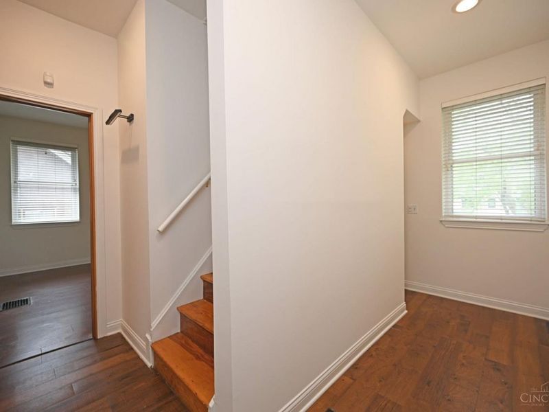 580 Howell Avenue, Cincinnati, OH 45220 Photo 54