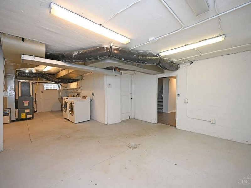 580 Howell Avenue, Cincinnati, OH 45220 Photo 73