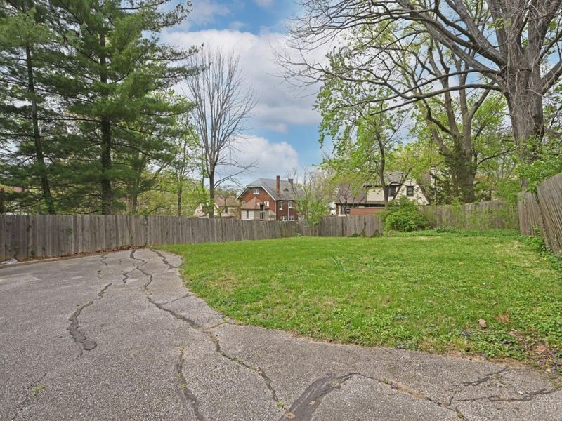 580 Howell Avenue, Cincinnati, OH 45220 Photo 80