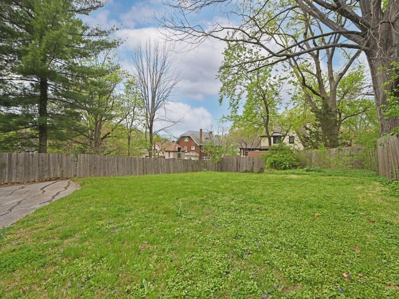 580 Howell Avenue, Cincinnati, OH 45220 Photo 86