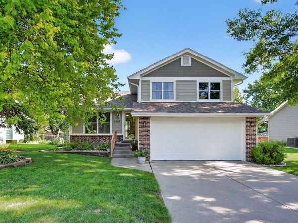 4707 Palm Avenue, Des Moines, IA 50310