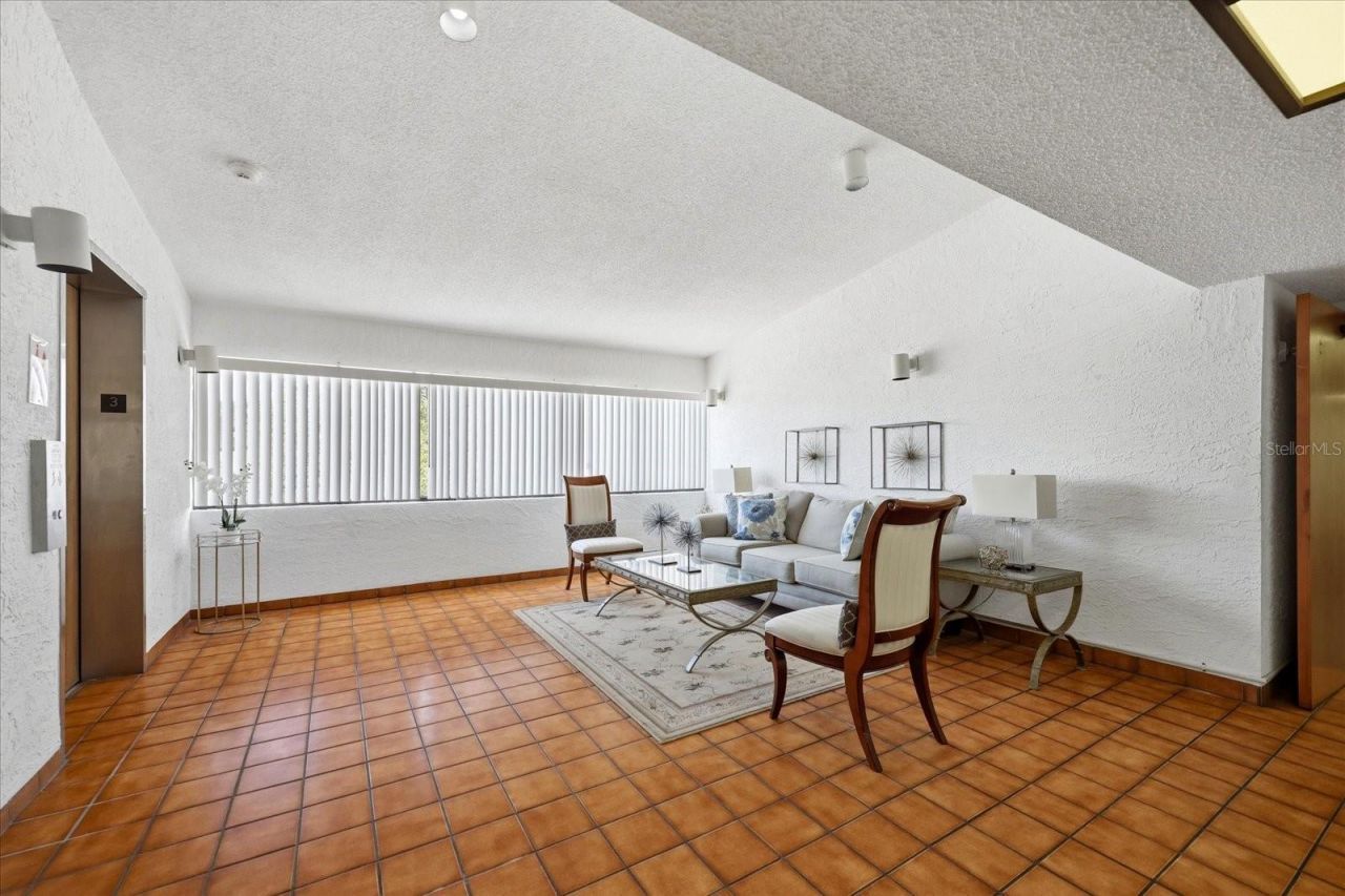 2593 Countryside Boulevard, Unit 7301, Clearwater, FL 33761 Photo