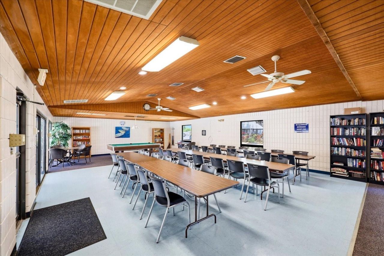 2593 Countryside Boulevard, Unit 7301, Clearwater, FL 33761 Photo