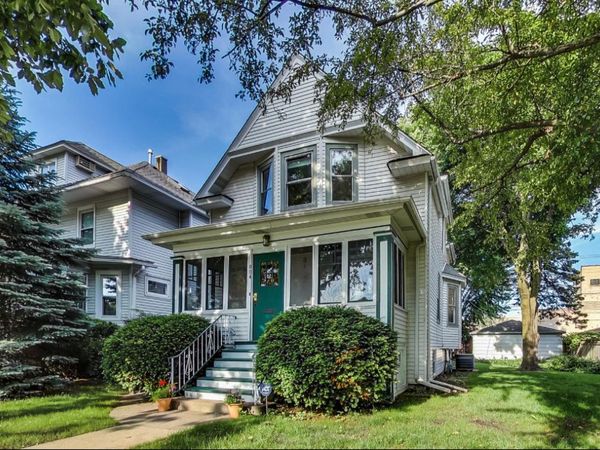 804 S Grove Avenue , Oak Park, IL 60304